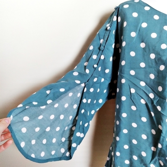 Anthropologie Maeve Blue and White Braxton Polka Dot Blouse Size Medium - Picture 7 of 9